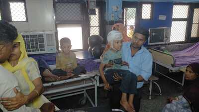 Two kids under treatment at a Panchkula hospital on Tuesday. (HT Photo)