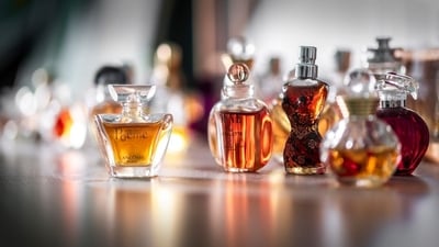 Luxury Perfume dupes under ₹2000 (Pexels) Luxury Perfume dupes under ₹2000 (Pexels)