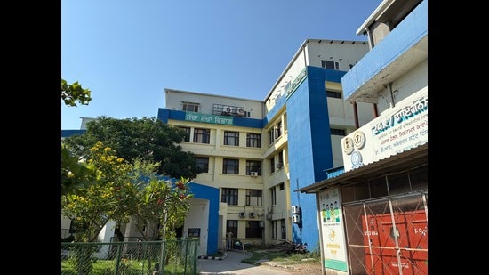 The hospital, being the only major government facility in Mohali, caters to patients from distant areas. (HT File)