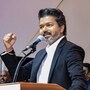 సీఎం ప్రమాణస్వీకారంలో పేదరికంపై దళపతి విజయ్ ప్రసంగం- పచ్చి అబద్ధం అంటూ కొట్టిపారేసిన క్లాస్‌మేట్

