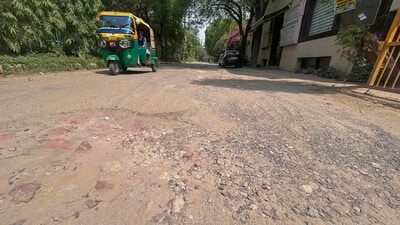 Residents alleged rainwater harvesting systems have remained clogged for years, increasing the risk of severe waterlogging during monsoon. (Parveen Kumar/HT) Residents alleged rainwater harvesting systems have remained clogged for years, increasing the risk of severe waterlogging during monsoon. (Parveen Kumar/HT)