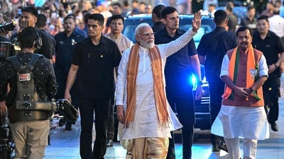 కాన్వాయ్ సగానికి తగ్గించాలని సూచించిన మోదీ