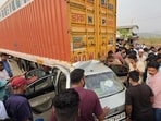 79-yr-old killed, 5 family members injured in highway crash in Raigad