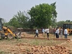 According to the Greater Noida Authority’s general manager some persons were trying to carry out plotting on Khasra numbers 132, 133, and 135 of village Bhanota and on surrounding land. (Ht Photo)