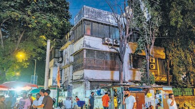 iiMumbai, India - May 14, 2026: A view of the Rup Niwas Society at Bandra in Mumbai, India, on Thursday, May 14, 2026. (Photo by Satish Bate/ Hindustan Times) (Hindustan Times) iiMumbai, India - May 14, 2026: A view of the Rup Niwas Society at Bandra in Mumbai, India, on Thursday, May 14, 2026. (Photo by Satish Bate/ Hindustan Times) (Hindustan Times)