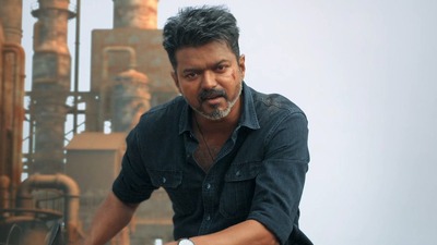 Vijay: సీఎం పీఠం దక్కింది.. ఇక నెక్ట్స్ జన నాయగన్ రిలీజే టార్గెట్? కాన్స్ వెళ్లిన నిర్మాతను వెనక్కి పిలిపించిన విజయ్ Vijay: సీఎం పీఠం దక్కింది.. ఇక నెక్ట్స్ జన నాయగన్ రిలీజే టార్గెట్? కాన్స్ వెళ్లిన నిర్మాతను వెనక్కి పిలిపించిన విజయ్