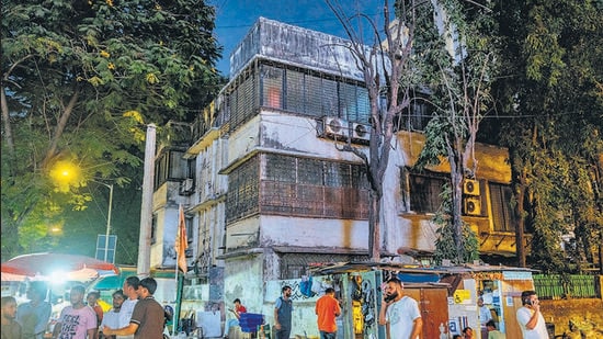 iiMumbai, India - May 14, 2026: A view of the Rup Niwas Society at Bandra in Mumbai, India, on Thursday, May 14, 2026. (Photo by Satish Bate/ Hindustan Times) (Hindustan Times)