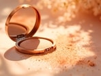 These compact powders with SPF are your summer glam essential(Magnific)