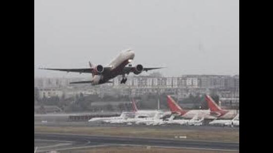 According to the schedule, flight 6E 2490 will depart Hyderabad at 6:25 am and arrive in Noida at 8:35 am. (HT File)