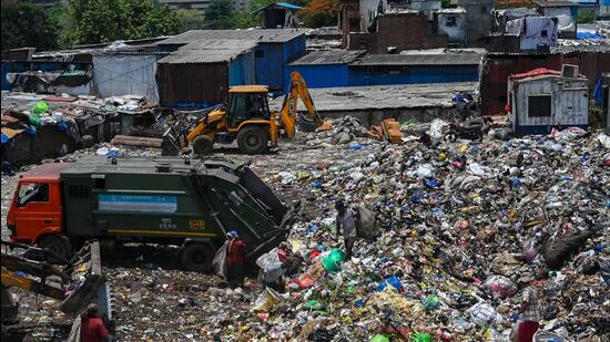 Mumbai, India. May 16, 2025: BMC`s garbage truck collected garbage from Eastern and Central Mumbai and dumped it at Kurla Refuse Transfer Stations (RTS). Mumbai, India. May 16, 2025. (Photo by Raju Shinde/HT Photo) (Hindustan Times)