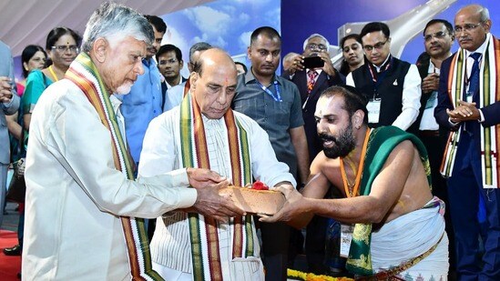 కేంద్రమంత్రి రాజ్ నాథ్ సింగ్, సీఎం చంద్రబాబు