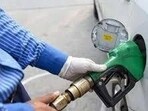 Private player Reliance has reportedly raised fuel prices by nearly  <span class='webrupee'>₹</span>5 per litre. (HT File)