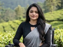 ২০২৫ সালের ইউপিএসসি সিভিল সার্ভিসেস পরীক্ষায় তিনি ৪৮৩ তম র‍্যাঙ্ক অর্জন করেছেন আথিরা সুগথন। (ফাইল ছবি)