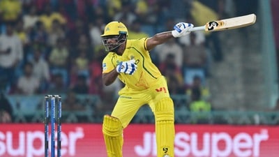 సీఎస్కే ఓపెనర్ సంజూ శాంసన్,. సీఎస్కే ఓపెనర్ సంజూ శాంసన్,.