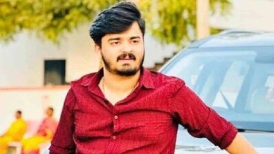 బండి భగీరథ్పై లుకౌట్ నోటీసులు జారీ బండి భగీరథ్పై లుకౌట్ నోటీసులు జారీ
