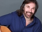 Dennis Locorriere, the iconic lead singer of Dr. Hook, has died at 76 after a long illness. He is remembered for his warmth and impact, having a successful career spanning nearly six decades.