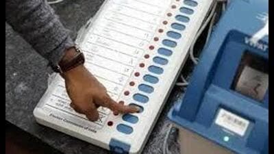 Deputy commissioner Komal Mittal said, “The ongoing election process for the Kharar Municipal Council has been terminated following directions issued by the State Election Commission in compliance with the orders of the high court.” (HT File)
