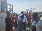 13 dead as tempo collides with container truck on Mumbai-Ahmedabad highway