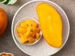 Mangoes naturally contain a lot of sugar. Know what is the correct portion. Mangoes naturally contain a lot of sugar. Know what is the correct portion.