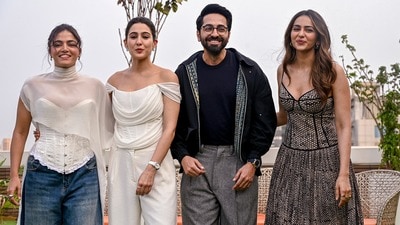 ఒక్కసారి మోసం చేస్తే ఎప్పటికీ మోసగాడే- వాదించుకున్న ఇద్దరు హీరోయిన్లు సారా, రకుల్- లవర్ను గుర్తు చేసిన హీరో! (PTI) ఒక్కసారి మోసం చేస్తే ఎప్పటికీ మోసగాడే- వాదించుకున్న ఇద్దరు హీరోయిన్లు సారా, రకుల్- లవర్ను గుర్తు చేసిన హీరో! (PTI)