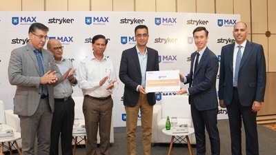 Stryker, Max Smart Hospital Saket Partner for Robotic Joint Replacement Training in India