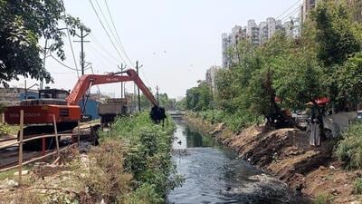 According to the corporation’s official statistics, the civic body maintains a network comprising 115 main drains (spanning 102kms), 520 primary drains (232kms), 1,835 secondary drains (513kms), and 23,878 small drains (2,631kms). (HT Photo) According to the corporation’s official statistics, the civic body maintains a network comprising 115 main drains (spanning 102kms), 520 primary drains (232kms), 1,835 secondary drains (513kms), and 23,878 small drains (2,631kms). (HT Photo)