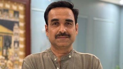 Pankaj Tripathi: నా బ్యాంక్ అకౌంట్ చూసుకుంటే నేనో పెద్ద స్టార్ అనే ఫీలింగ్ కలుగుతోంది.. కానీ నేను కాదు: నటుడి కామెంట్స్ (Photo: HT) Pankaj Tripathi: నా బ్యాంక్ అకౌంట్ చూసుకుంటే నేనో పెద్ద స్టార్ అనే ఫీలింగ్ కలుగుతోంది.. కానీ నేను కాదు: నటుడి కామెంట్స్ (Photo: HT)