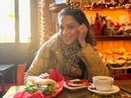  Isha Koppikar: 4 PM chai with my parents is pure happiness for me | International Tea Day