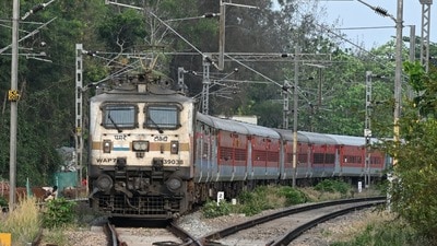 సమ్మర్ ప్రత్యేక రైళ్లు సమ్మర్ ప్రత్యేక రైళ్లు
