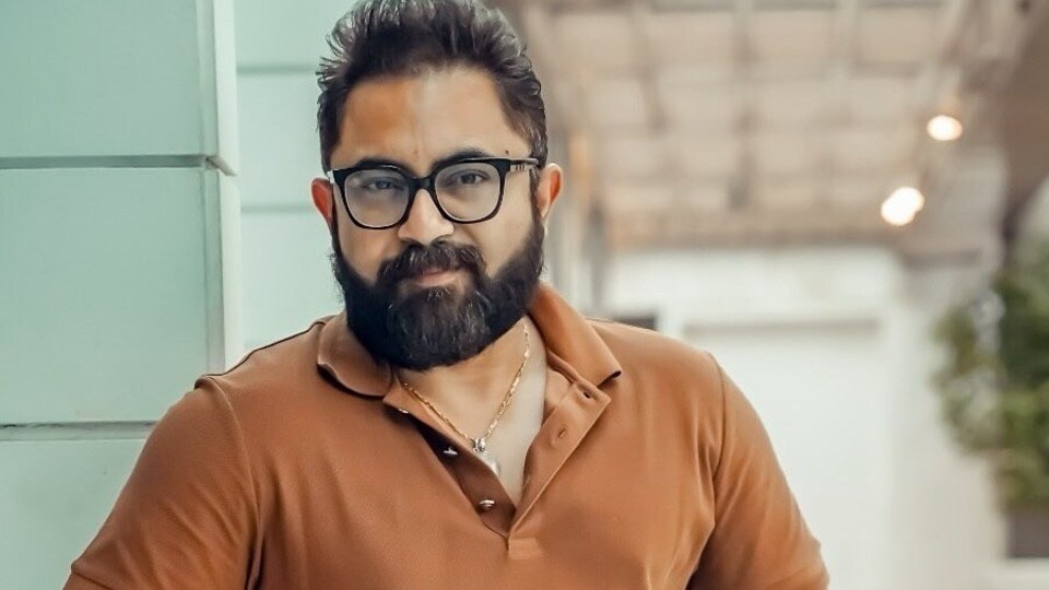 সোহমকে প্রাণনাশের হুমকি দিলেন প্রযোজক