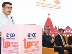 Balkar Singh, housing commissioner, UP, addressing the real estate summit in Lucknow on May 21. (HT photo)