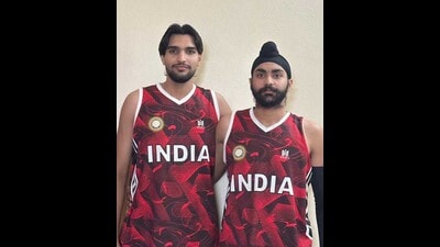 Fatehjeet Singh and Joypreet Singh from Ludhiana Basketball Academy. (HT PHOTO) Fatehjeet Singh and Joypreet Singh from Ludhiana Basketball Academy. (HT PHOTO)