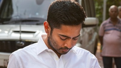 অভিষেক বন্দ্যোপাধ্যায়ের বিরুদ্ধে যে এফআইআর দায়ের করা হয়েছিল, তা খারিজ করল কলকাতা হাইকোর্ট। (ফাইল ছবি, সৌজন্যে পিটিআই) অভিষেক বন্দ্যোপাধ্যায়ের বিরুদ্ধে যে এফআইআর দায়ের করা হয়েছিল, তা খারিজ করল কলকাতা হাইকোর্ট। (ফাইল ছবি, সৌজন্যে পিটিআই)