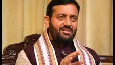 Taking note of the matter, Saini directed Ladwa sub-divisional magistrate to investigate the matter and also directed police to register a case against those threatening the complainant. (HT File)