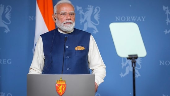 PM Modi and his Norwegian counterpart, Jonas Gahr Støre, participated in the Norway-India Business and Research Summit at the cavernous Oslo City Hall. (AP)