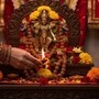 ఇంట్లో ఒకరికి పీరియడ్స్ వస్తే మరొకరు దీపం పెట్టచ్చా, ఉపవాసం సమయంలో నెలసరి వస్తే ఏం చేయాలి?