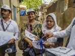 iiMumbai, India - May 16, 2026: In areas such as Ramabai Ambedkar Nagar ward, teachers appointed for the census duty are doing recce of their assigned locations on day 1 of census in city along with Asha workers in Mumbai, India, on Saturday, May 16, 2026. (Photo by Satish Bate/ Hindustan Times) (Hindustan Times)
