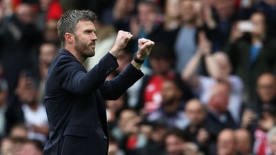 Michael Carrick signs permanent deal at Manchester United. (AFP) Michael Carrick signs permanent deal at Manchester United. (AFP)