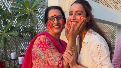 Triptii Dimri wept when mom recounted struggles she didn't understand ...