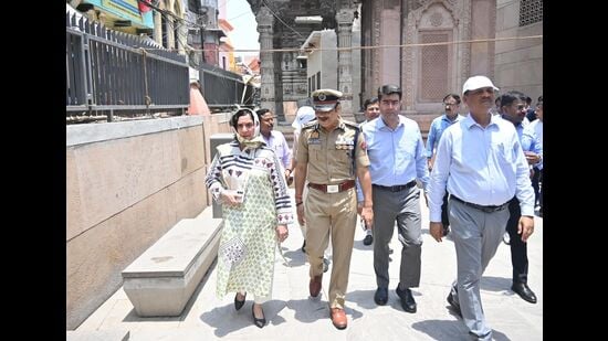 Officials inspecting security arrangements at Kashi Vishwanath Dham. (HT PHOTO)