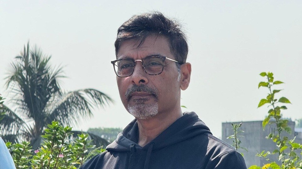 ‘চিরসখা’ বন্ধ, দেড় মাস ধরে কাজের সন্ধানে সুদীপ