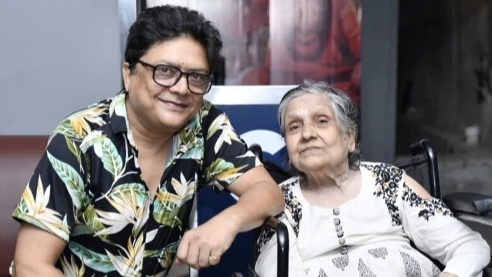মাতৃহারা হলেন ভাস্কর বন্দ্যোপাধ্যায়