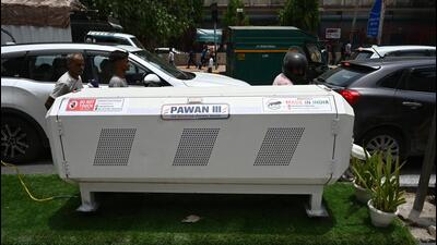 The Pawan III air purifier system installed near the Kirti Nagar fire station. (Vipin Kumar/HT Photo) The Pawan III air purifier system installed near the Kirti Nagar fire station. (Vipin Kumar/HT Photo)