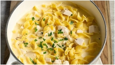 A high-protein creamy chicken noodle recipe with only 600 calories. (Pinterest (Representative image) ) A high-protein creamy chicken noodle recipe with only 600 calories. (Pinterest (Representative image) )