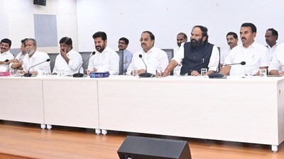 తెలంగాణ కేబినెట్ కీలక నిర్ణయాలు(ఫైల్ ఫొటో) తెలంగాణ కేబినెట్ కీలక నిర్ణయాలు(ఫైల్ ఫొటో)