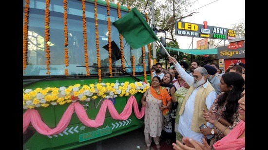 At the occasion, the minister said that the transport department will soon develop new bus stands at Pipli, Sonepat, and Gurugram. (HT Photo)
