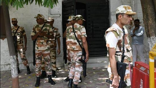 ITBP jawans at the Kanpur police headquarters on Saturday. (HT Photo)