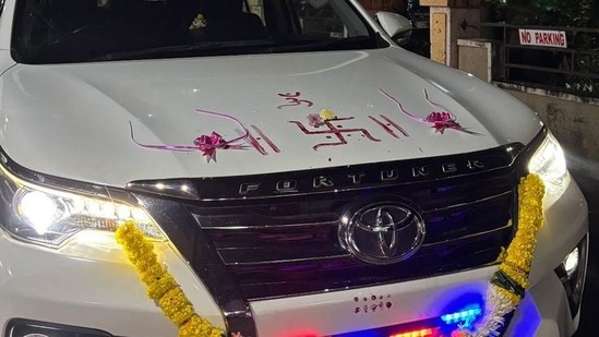 వాహన ప్రమాదాల నివారణకు ఆధ్యాత్మిక చిట్కాలు: హనుమంతుడి అనుగ్రహంతో సురక్షిత ప్రయాణం! (pinterest)