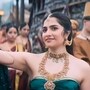 బికినీలో కాంతార హీరోయిన్, రుక్మిణి వసంత్ ఫైర్- లీగల్ యాక్షన్ తీసుకుంటానంటూ వార్నింగ్!

