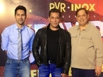 At the event, Salman Khan kept it effortlessly stylish in a black T-shirt paired with a leather jacket and denims. At the event, Salman Khan kept it effortlessly stylish in a black T-shirt paired with a leather jacket and denims.